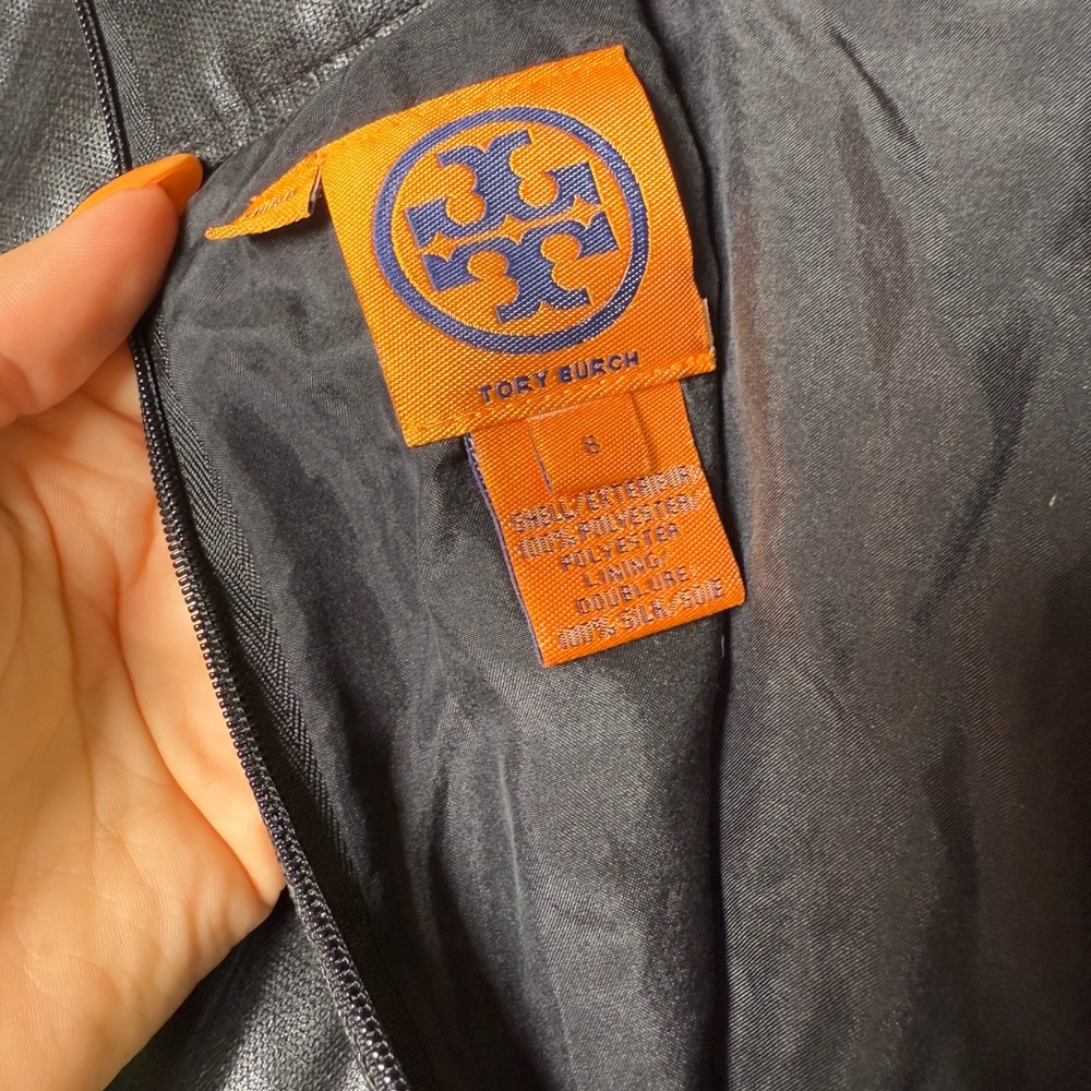 Tory Burch Black Coated Skirt A Line Leather Look Minimalist Chic-Size 8 - Picture 2 of 9